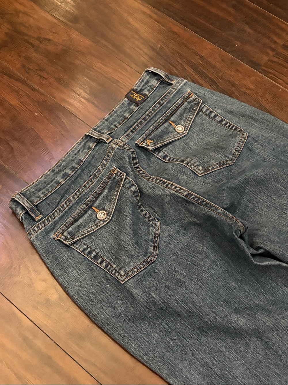 Aura Men’s Bootcut Blue Medium Wash Denim Jeans Cotton 5-Pocket Button Zip